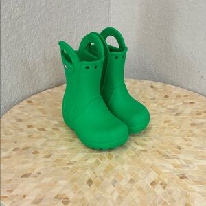 CROCS Vibrant Green Kids Rain Boots